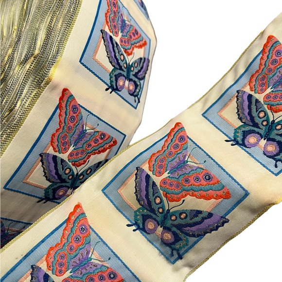Vintage Embroidered Butterfly Trim Perfect For Quilting - Picture 2 of 5
